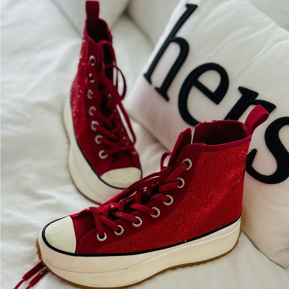 Steve Madden red sparkly
